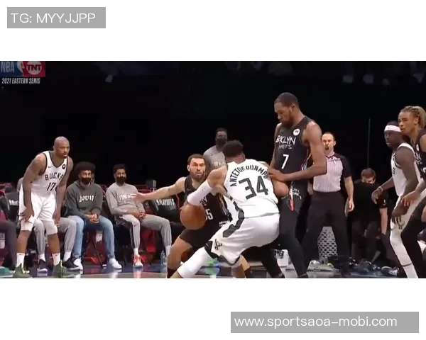 雄鹿与奇才比赛裁判报告分析字母哥走步争议与CJ绝杀球判罚情况 雄鹿与奇才比赛裁判报告分析字母哥走步争议与CJ绝杀球判罚情况